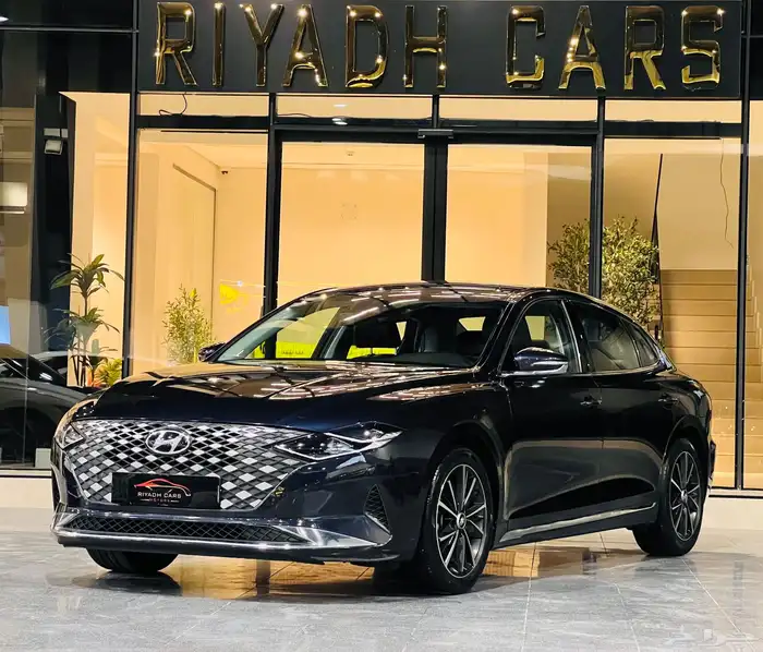 هيونداي ازيرا موديل 2021 (بحالة ممتازة) 2