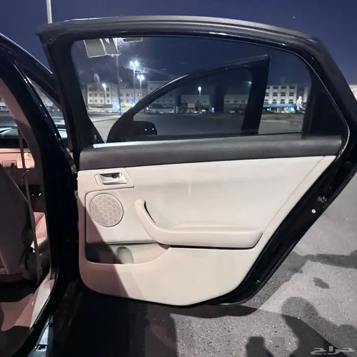 كابرس اسود 2011 100km 13