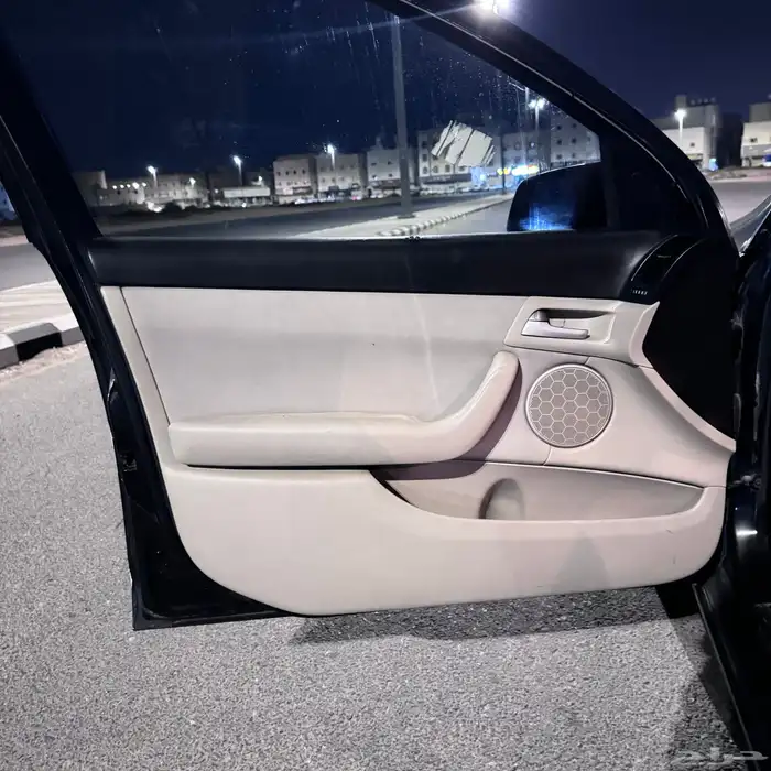 كابرس اسود 2011 100km 10