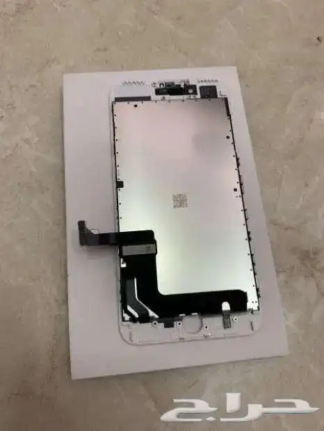 شاشة ايفون 7 بلس لون ابيض اصلية وكالة شد بلد 1