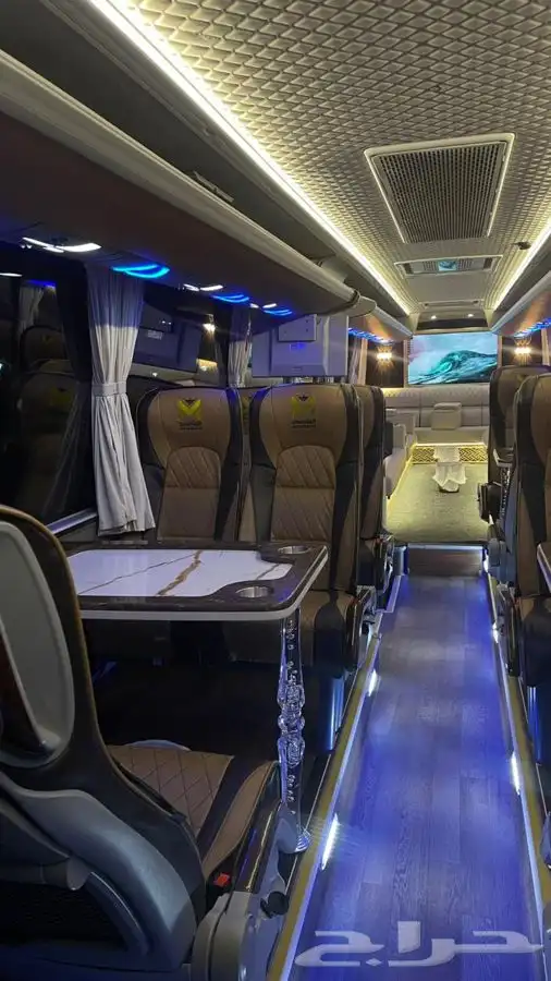 باص كنب VIP للايجار 5