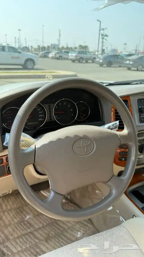 لاندكروزر 2004 مخزن 18