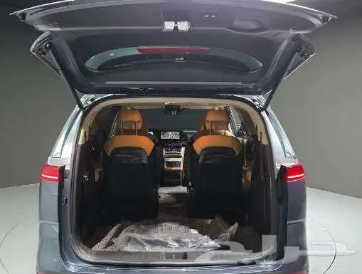 كيا كرنفال 9 مقاعد موديل2023 الميموني للاستيراد بكوريا 10