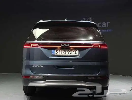 كيا كرنفال 9 مقاعد موديل2023 الميموني للاستيراد بكوريا 3