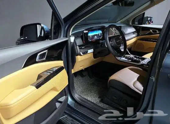 كيا كرنفال 9 مقاعد موديل2023 الميموني للاستيراد بكوريا 6