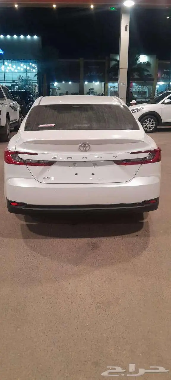 تويوتا كامري 2025 3