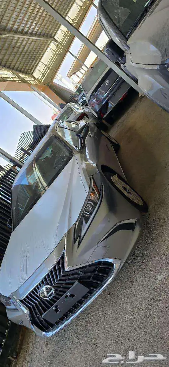 لكزس ES 300AH 2025 2