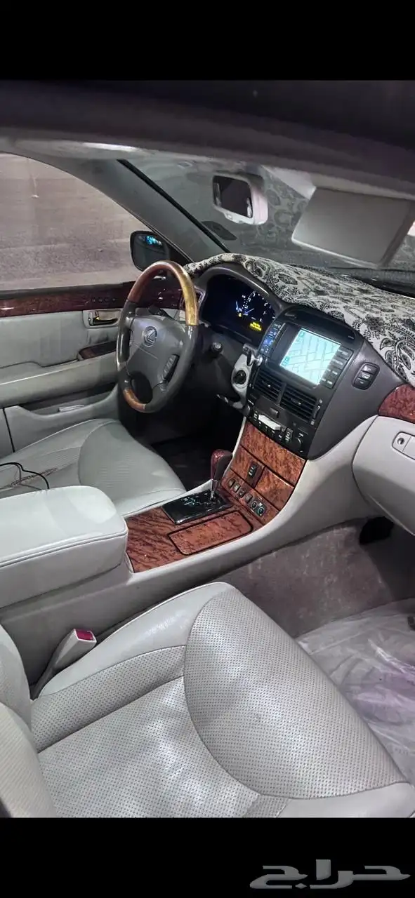 لكزس 430 اسود سعودي 2005 بلد 15