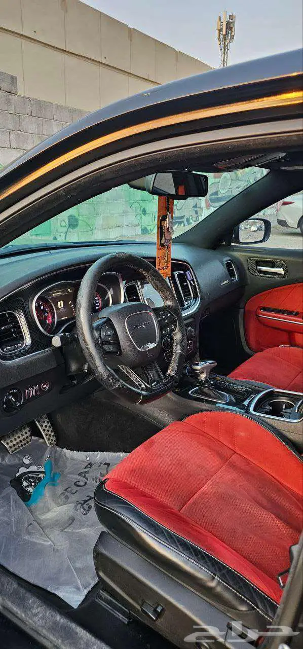تشارجر 6.4 SRT بلاك روف 18