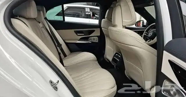 Mercedes E-Class W214E300 4MATIC AMG Line 2024 7