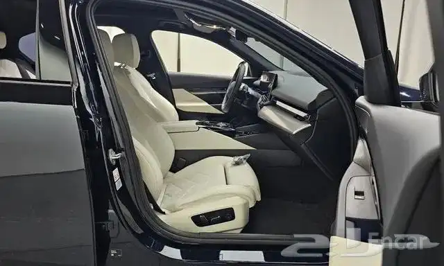 BMW 520i Msport 2024 استيراد من كوريا 7