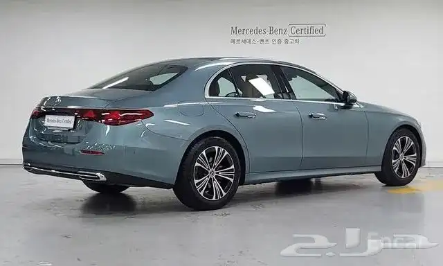 مرسيدس بنز E-CLASS E200 Avantgrade 3