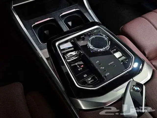 BMW 740i M sport 2024 5