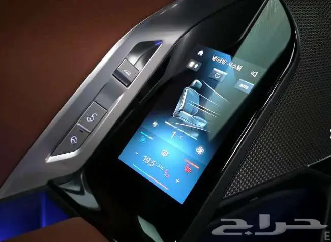 بي ام دابليو 740i M 2023 معرض الميموني للاستيراد من كوريا 14