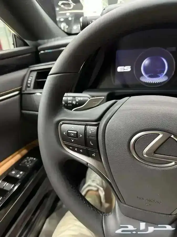 لكزس ES300 هايبرد موديل 2025 عرض بنك الانماء دفعتين بدون ربح 23