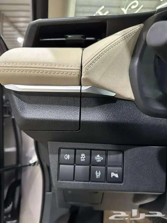 تويوتا يارس واي بلس 2026 12