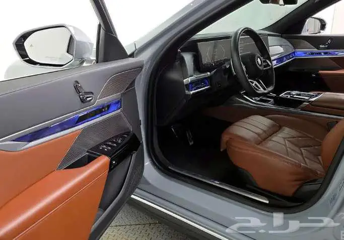 بي ام دابليو 740i M 2023 معرض الميموني للاستيراد من كوريا 6