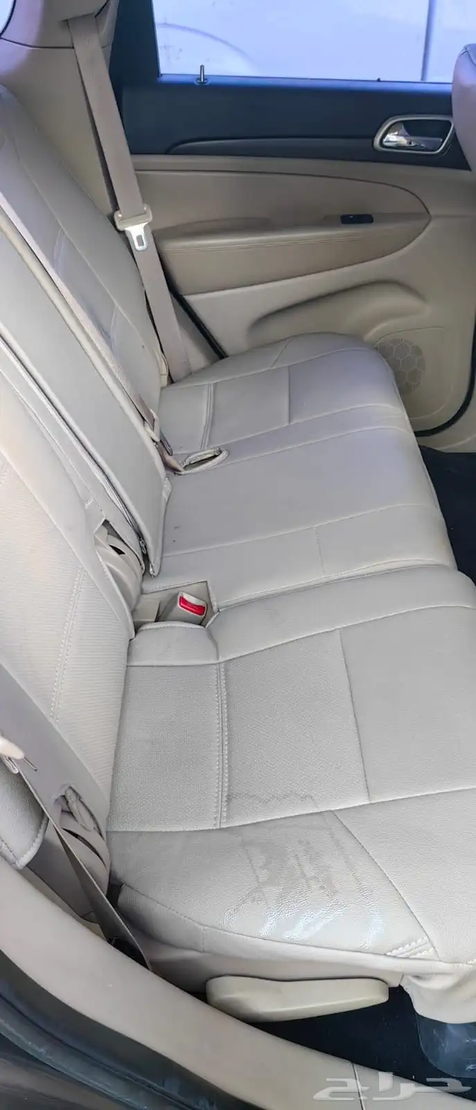 جيب شوروكي لاريدو 2014ماكينه 3600 ع الشرط 7