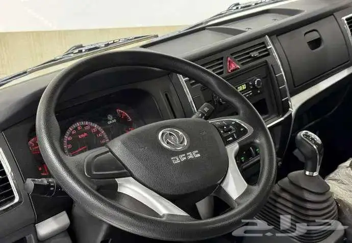 دونج فينج دينا 3.5 طن 2024 اصفار صندوق 1