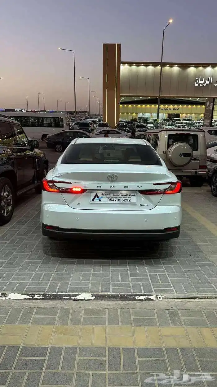 تويوتا كامري E هايبرد 2025 سعودي اقل سعر كاش واقساط 2