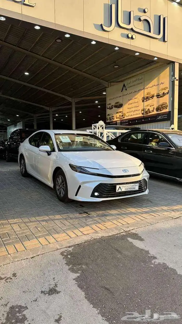 تويوتا كامري E هايبرد 2025 سعودي اقل سعر كاش واقساط 1