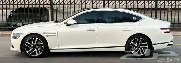 جنسس رويال 2025 G80 ( بحالة الوكالة ) 3