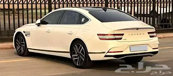 جنسس رويال 2025 G80 ( بحالة الوكالة ) 5