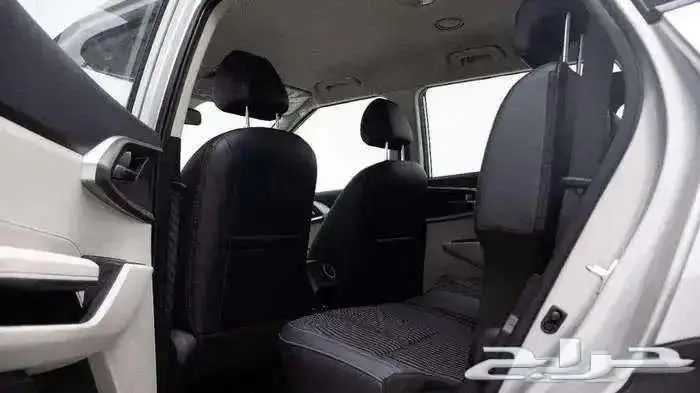 كيا كارينز أستندر وأستندر مطور 2025 عرض خاص 10