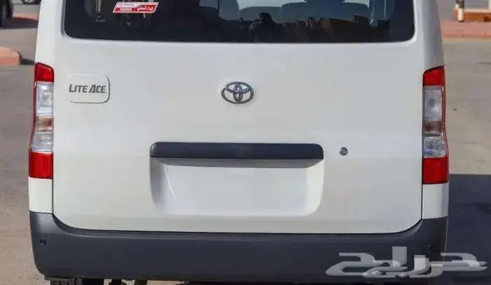 تويوتا فان لايت اس بنزين قير عادي اوتوماتيك 2025 6