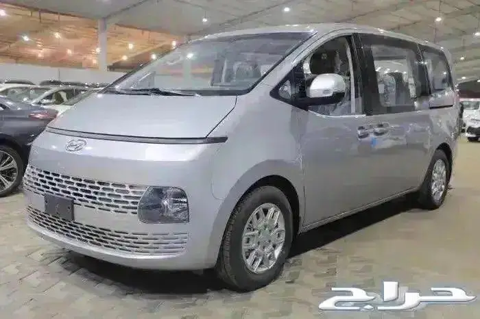 هيونداي ستاريا استاندر ديزل ماكينة 2.2 اربعة سلندر موديل2024 2