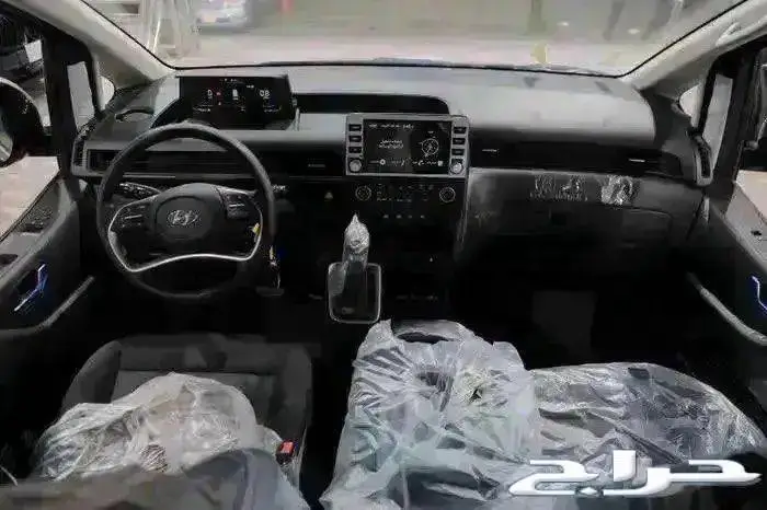 هيونداي ستاريا استاندر ديزل ماكينة 2.2 اربعة سلندر موديل2024 16