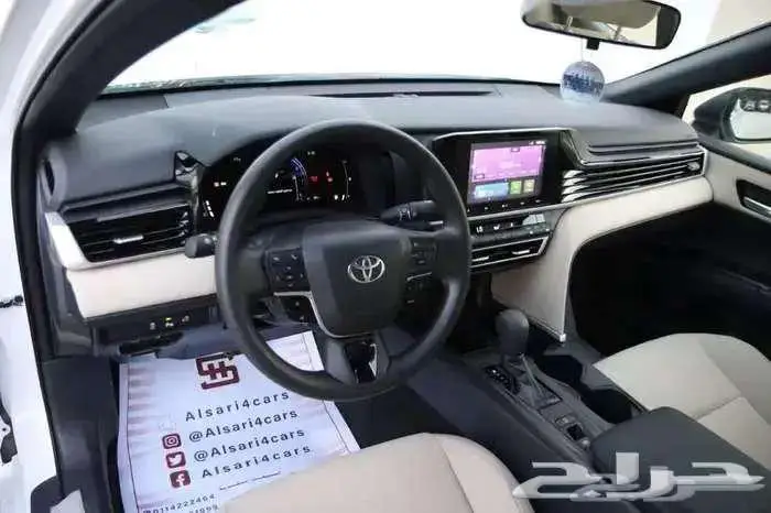 تويوتا كامري E بنزين2025 9