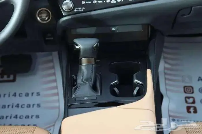 لكزز ES.250AA بنزين 2023 10