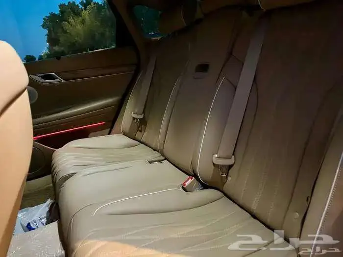 جنسس رويال 2025 G80 ( بحالة الوكالة ) 17