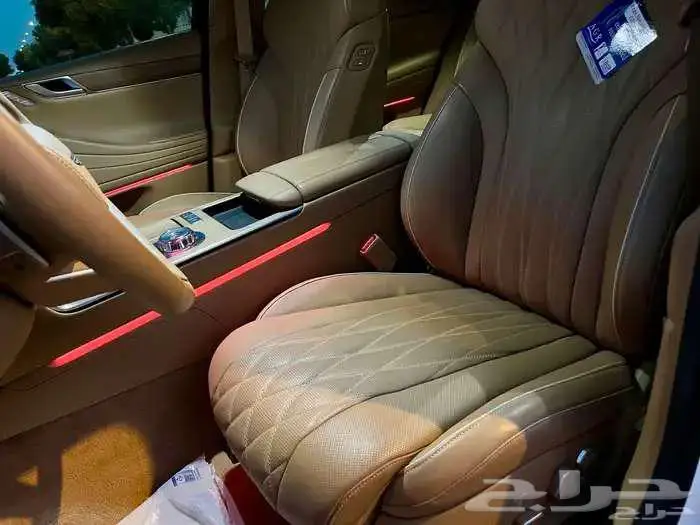 جنسس رويال 2025 G80 ( بحالة الوكالة ) 16