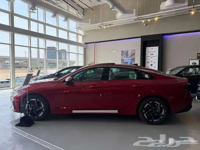 كيا كي 5 2026 نص فل بعرض قوي 1