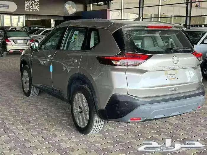 نيسان - اكستريل - 2025 - 7 مراتب - نص فل دبل - سعودي 4
