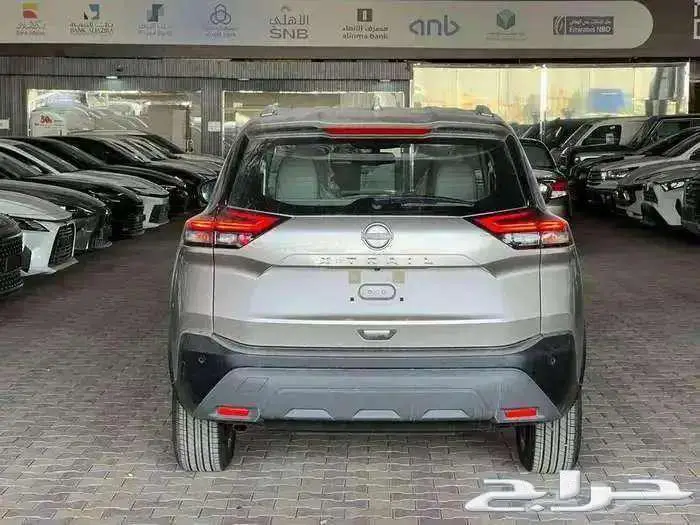 نيسان - اكستريل - 2025 - 7 مراتب - نص فل دبل - سعودي 10
