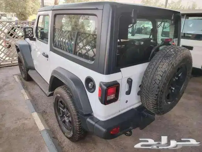 رنجلر سبورت مستعملة موديل 2020 بنزين حبه فقط 2