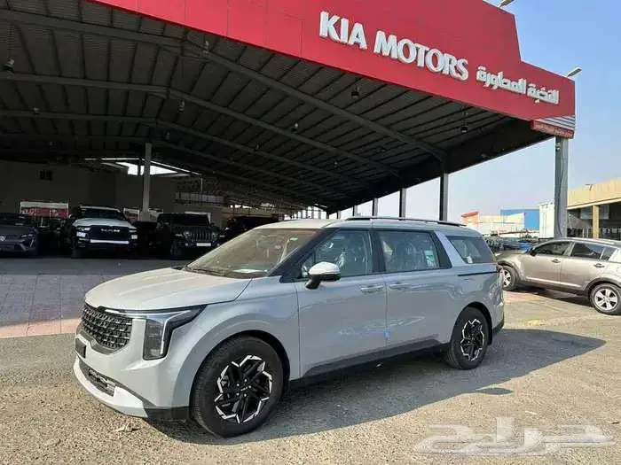 كيا كرنفال استاندر ونص فل موديل 2026 اقساط او كاش 5