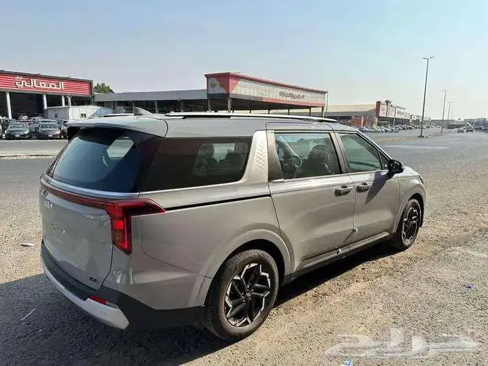 كيا كرنفال استاندر ونص فل موديل 2026 اقساط او كاش 16