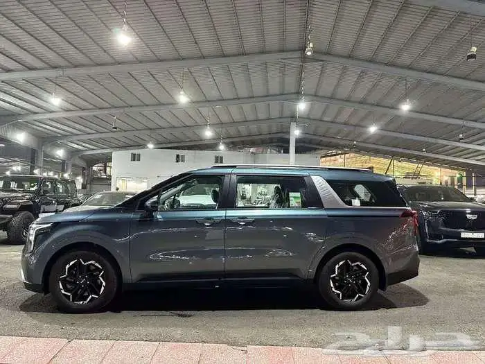 كيا كرنفال استاندر ونص فل موديل 2026 اقساط او كاش 8