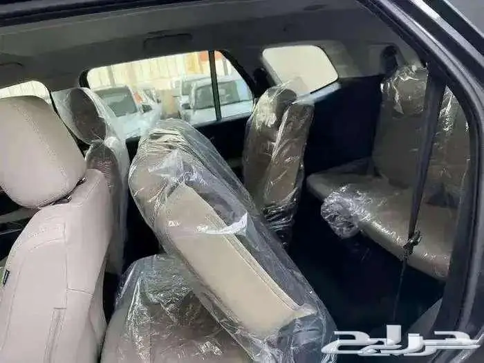 فورد ايفرست نص فل موديل 2025 XLT 10