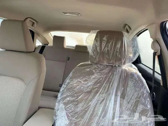 تويوتا يارس ستاندر 2026 5