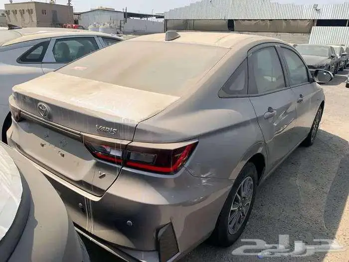 تويوتا يارس ستاندر 2026 3