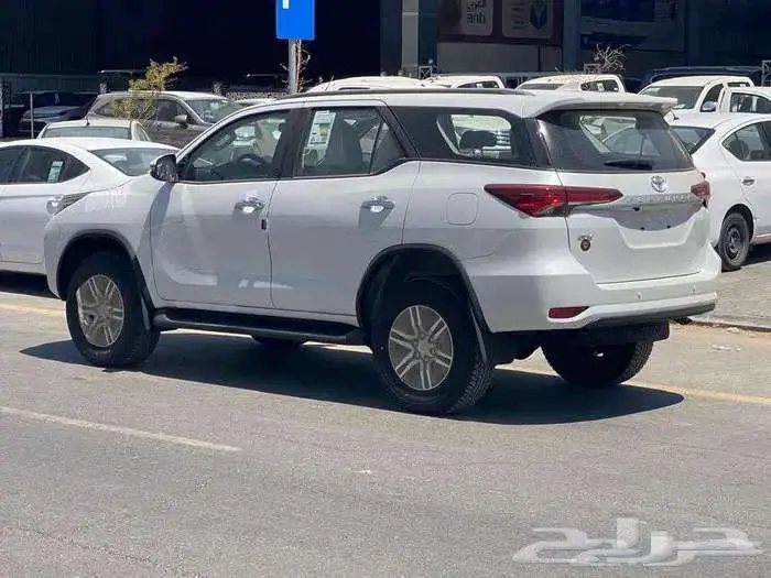 تويوتا فورتشنر GX2 دبل و بدون بنزين 2025 سعودي 4