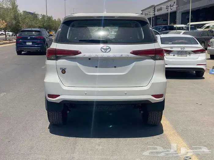 تويوتا فورتشنر GX2 دبل و بدون بنزين 2025 سعودي 5