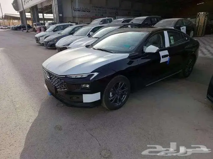 فورد توروس امبيانتي 2026 قير اوتماتيك بنزين 3