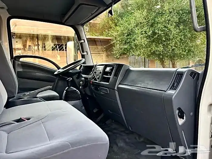 للبيع ديناوكاله اخت الجديده 2022ايسوزو 4طن ثلاجه تبريد 15