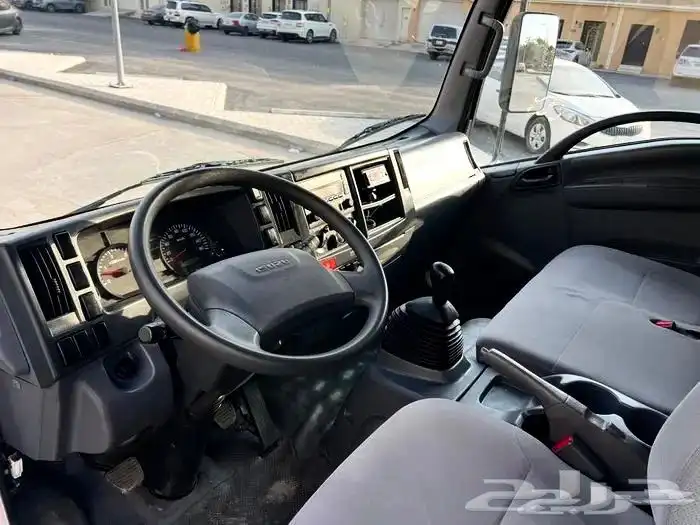 للبيع ديناوكاله اخت الجديده 2022ايسوزو 4طن ثلاجه تبريد 18